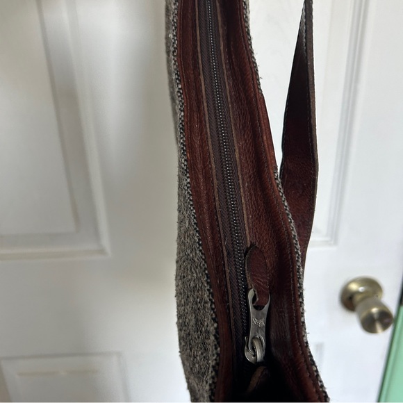 IL BISONTE shoulder bag - Picture 8 of 10